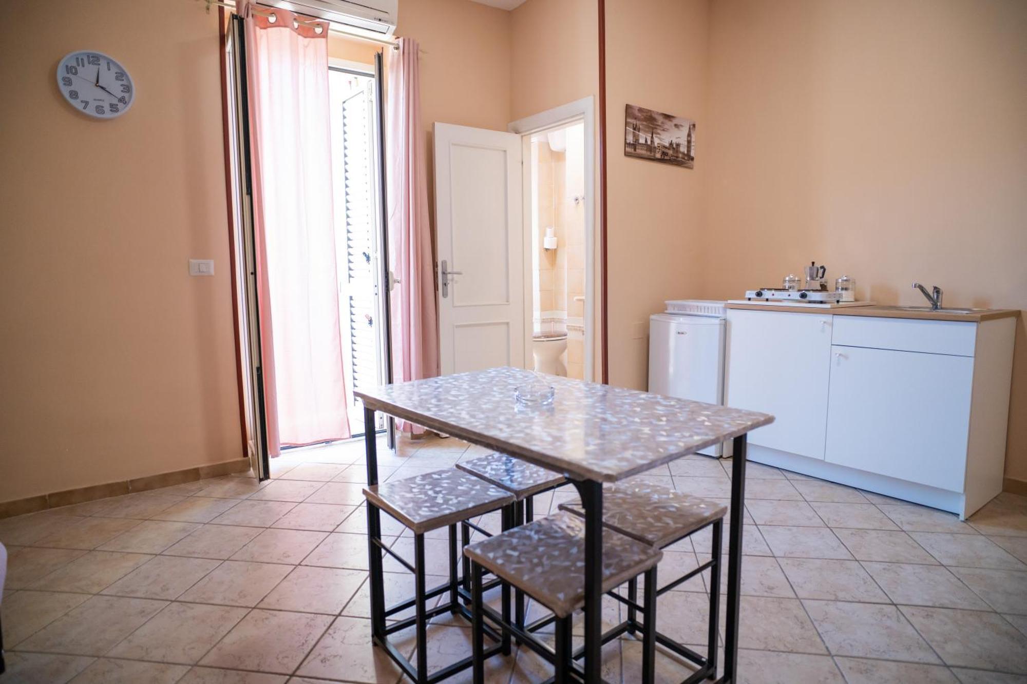 Capodichino Apartment 127-11 Naples Exterior photo